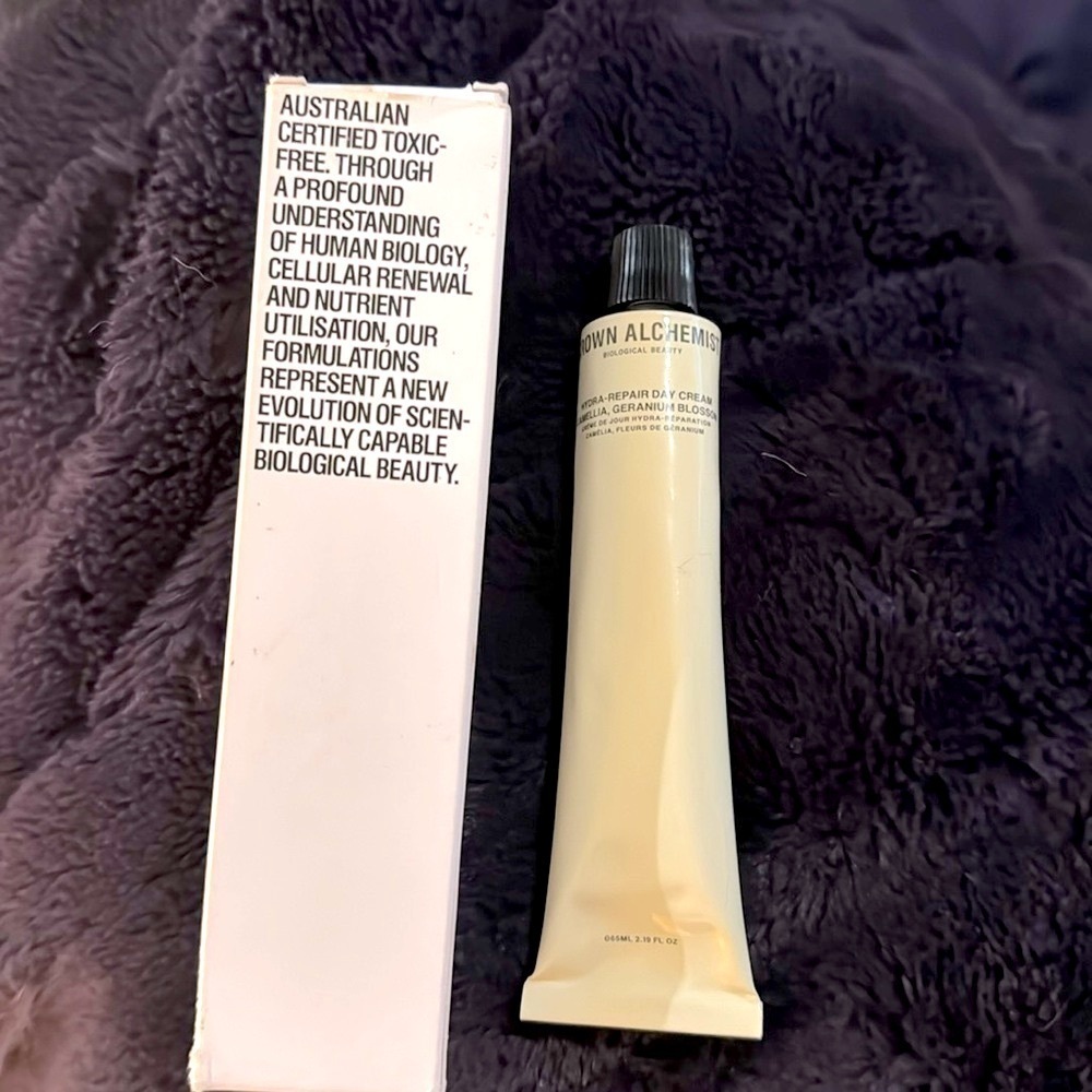 New‎ in Box Grown Alchemist facial moisturizer